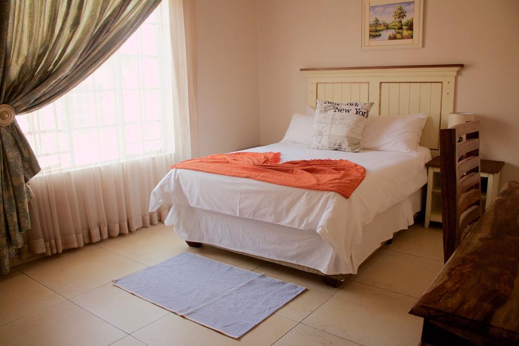 Divine Guest Lodge 勒斯滕堡 外观 照片