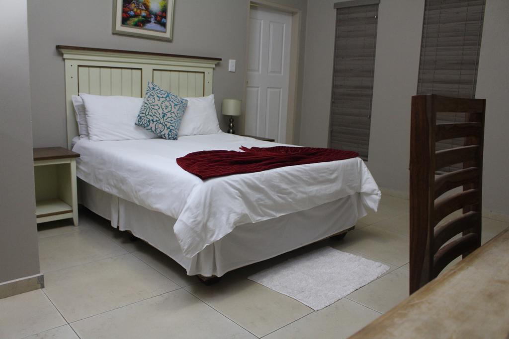 Divine Guest Lodge 勒斯滕堡 外观 照片