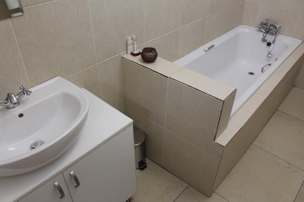 Divine Guest Lodge 勒斯滕堡 外观 照片